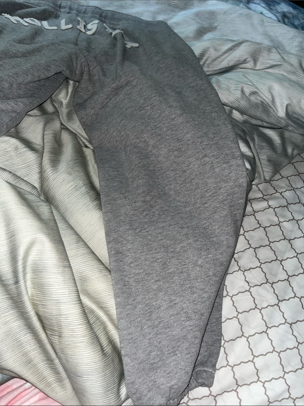 Hollister Girls' Heather Gray Sweatpants with Drawstring - Picture 6 of 6